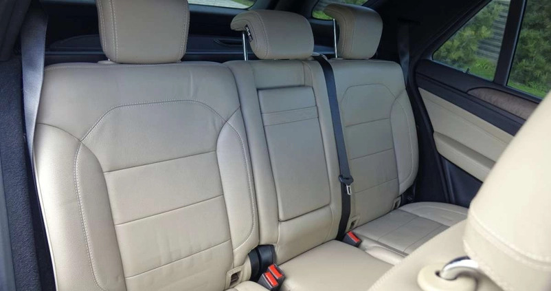 Mercedes-Benz ML cena 75700 przebieg: 228000, rok produkcji 2012 z Otmuchów małe 781
